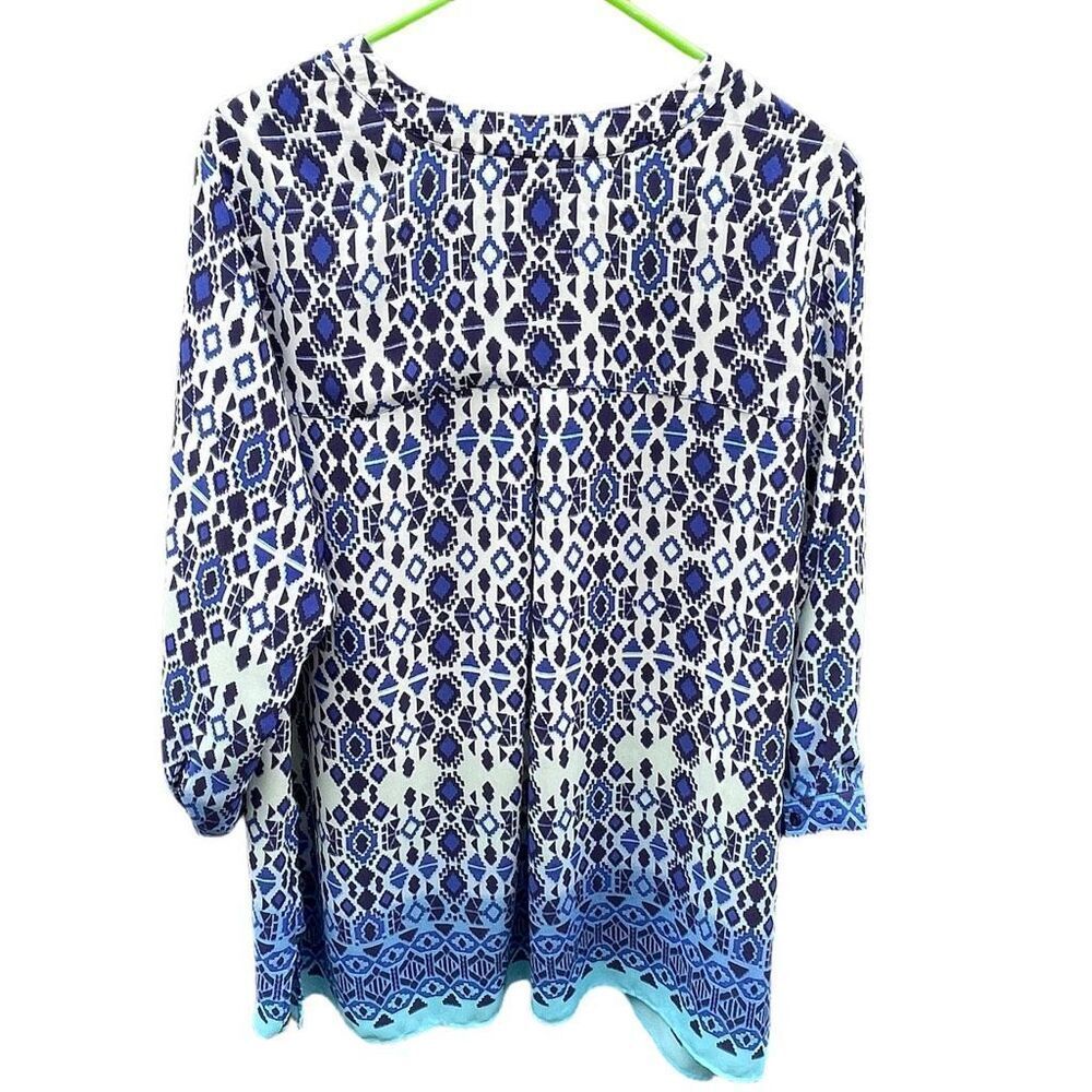 Rose & Olive size 2X Mandrin collar 3/4 sleeves tunic. - Picture 2 of 5